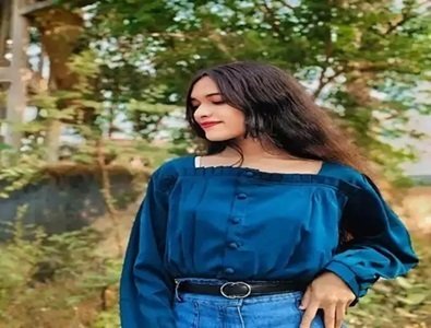 युवती ने इंस्टा में लाइव आकर की खुदकुशी