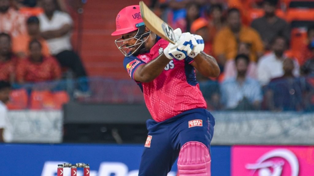 RR vs KKR: संजू सैमसन के पास बड़ा मौका, सिर्फ 15 रन और खास क्लब में होगी एंट्री! संजू सैमसन