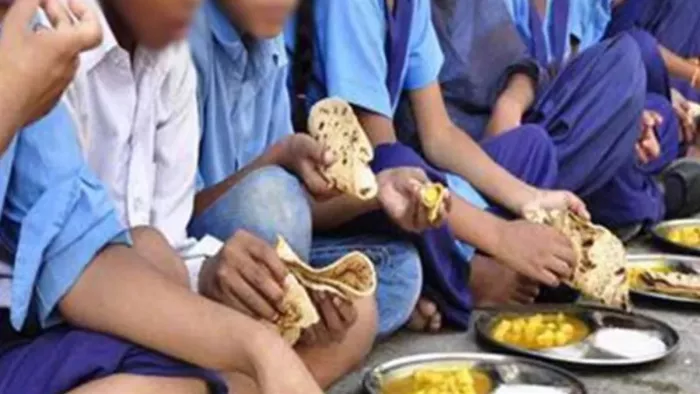 मिड-डे मील