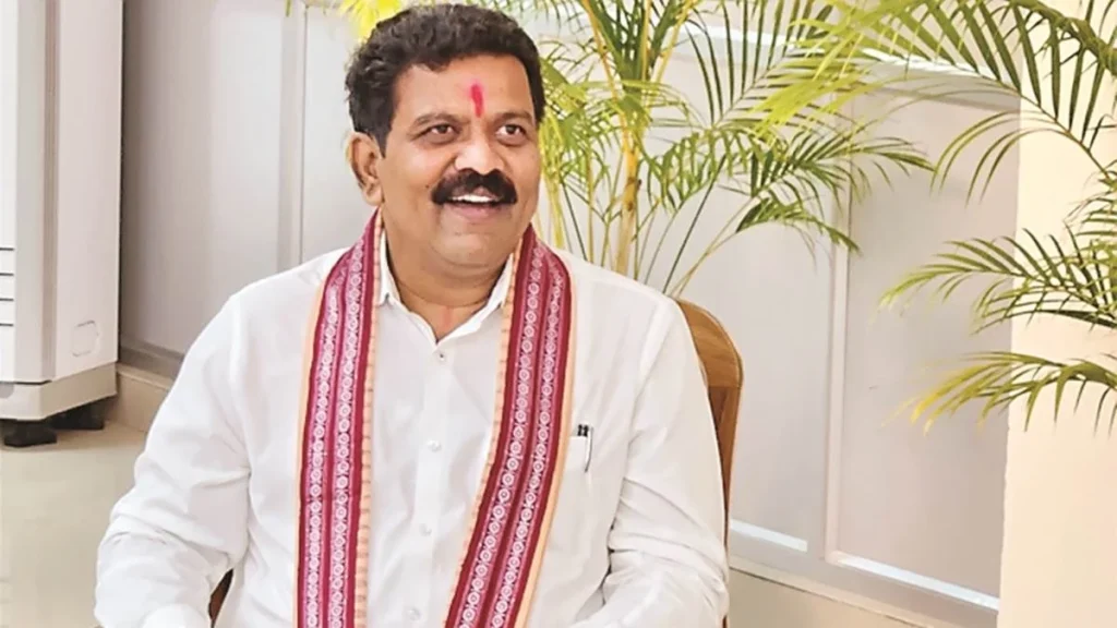 गृह मंत्री