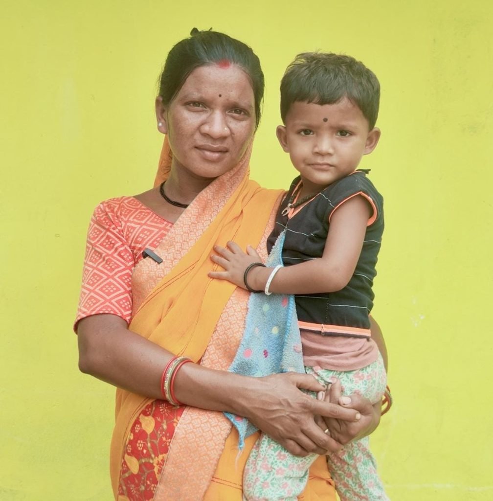 महतारी वंदन योजना बनी आर्थिक संबल, महिलाएं गढ़ रहीं बेहतर कल