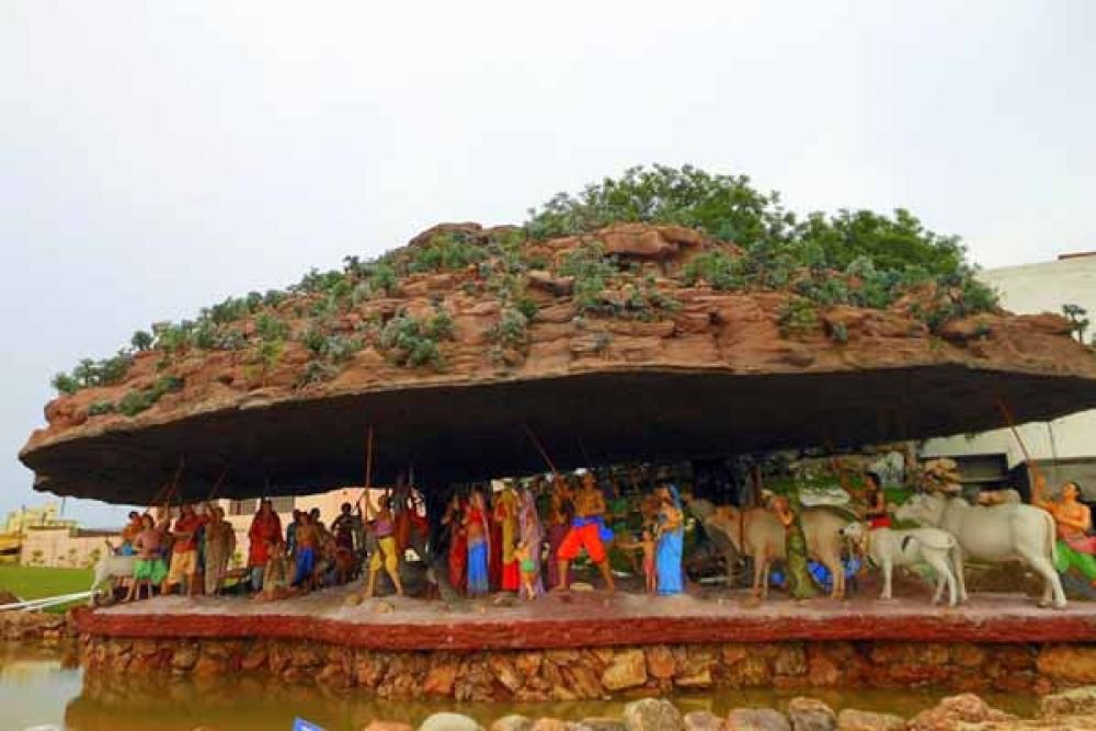 आज है गोवर्धन पूजा, जानें इसकी संपूर्ण विधि, और धार्मिक महत्व