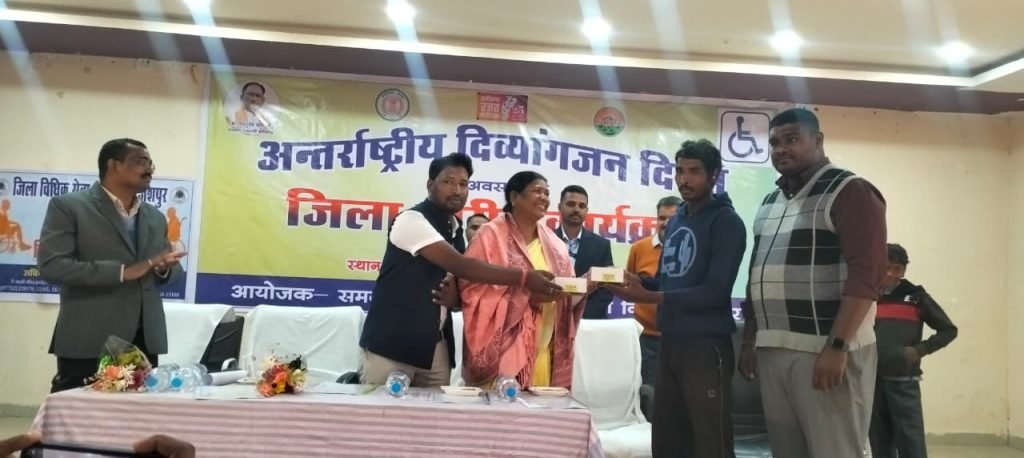 समाज कल्याण की मजबूत ढाल: जशपुर में 82 हजार से अधिक हितग्राहियों तक पहुंच रही योजनाएं