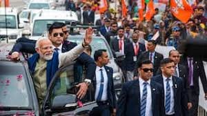 दिल्ली-देहरादून एक्सप्रेसवे के उद्घाटन से पहले पीएम का रोड शो , वन्यजीव गलियारे का निरीक्षण