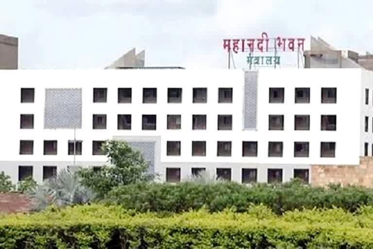 मंत्रालय में सुशासन पर उठे गंभीर सवाल: कर्मचारी संघ के तीखे विरोध और साक्ष्यों के बावजूद उप सचिव अंशिका पाण्डेय का प्रकरण नस्तीबद्ध