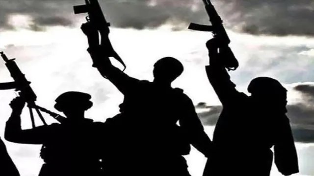 पाकिस्तान-अफगानिस्तान सीमा पर घुसपैठ की कोशिश, पाक सेना ने TTP के 15 आतंकियों को किया ढेर